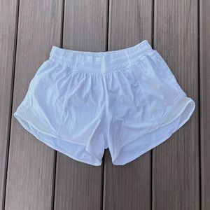 Lululemon Hotty Hot Low-Rise 4inch Shorts in White